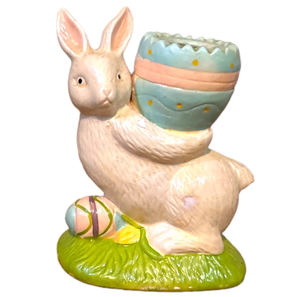 Peter Rabbit Easter Centerpiece - Picture 13 of 16